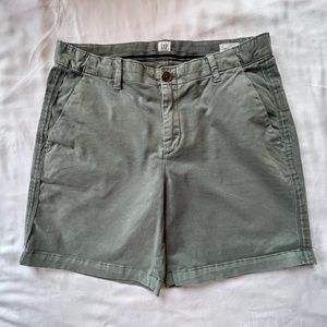 GAP GIRLFRIEND SHORTS